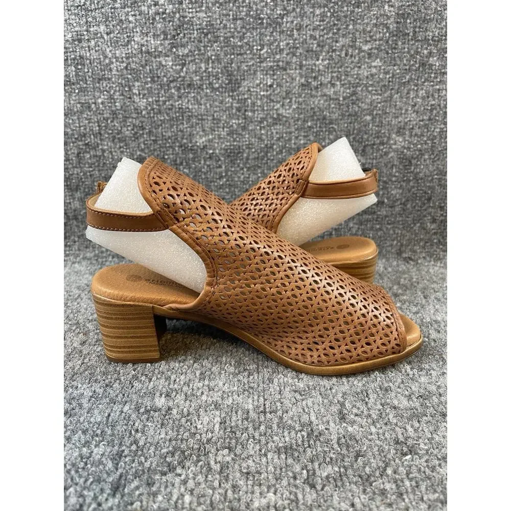 Eric Michael Sandals‎ Women's Size 7.5 Brown 2